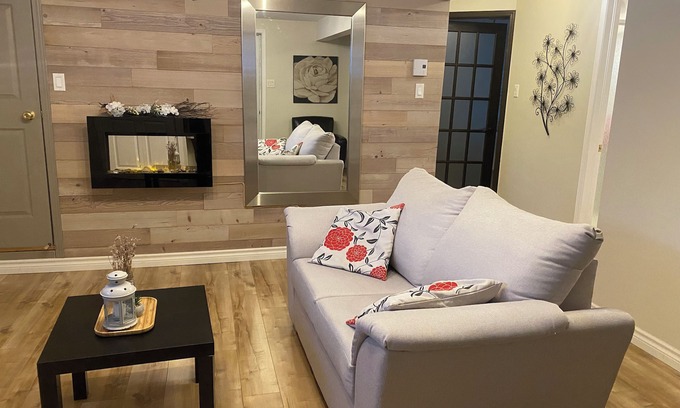 Les Moulins Regional County Municipality Apartment | Charmant Appartement Confortable Tout Inclus