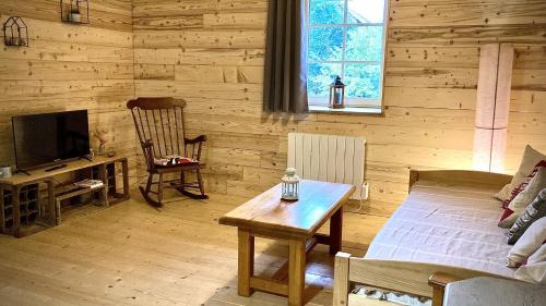 Mirebel Apartment | Charmant Gite 4 Places dans le Jura