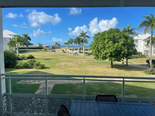 Anse Marcel Apartment | Charmant studio avec vue mer, terrasse Anse-Marcel