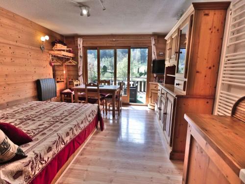 Le Grand-Bornand Apartment | Charmant Studio Montagne Rénové, 4 Pers, Balcon Sud, Proche Centre - FR-1-458-106