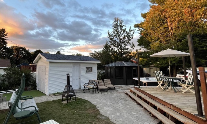 Terrebonne House | Charmante Maison Fraîchement Rénovée 3 Chambres 2 Salles de Bain Nouveau