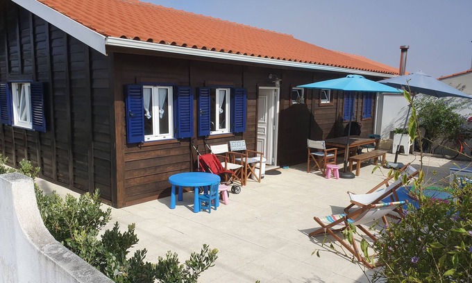Figueira da Foz Cottage | Charmante Maison en Bois, au Bout de la Rue, la Plage