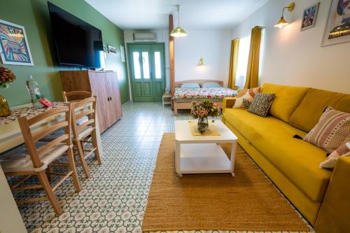 Cvetkovic Apartment | Charmdeen