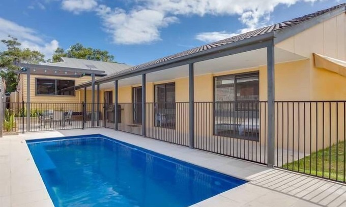Tootgarook House | "Charmes" paradise by the shore with a private heated pool. Pet Friendly!