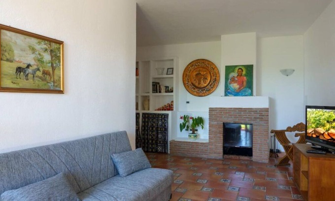 Fiaiano House | Charming 1-bedroom house with AC, WiFi in enjoyable Barano D'ischia