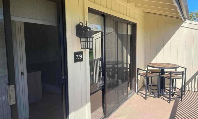 Napa Condo | Charming 1 bedroom, 1 bath condo in delightful Silverado Country Club with WiFi