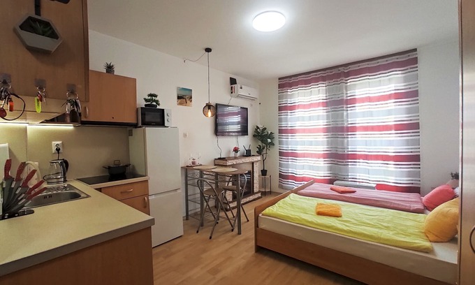Tankovo Apartment | Charming 1-bedroom apartment in Nessebar Tankovo with Fireplace, AC, TV and WiFi