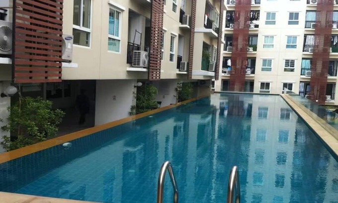 Samsen Nok Condo | Charming 1-bedroom condo in brilliant Bangkok with WiFi, AC