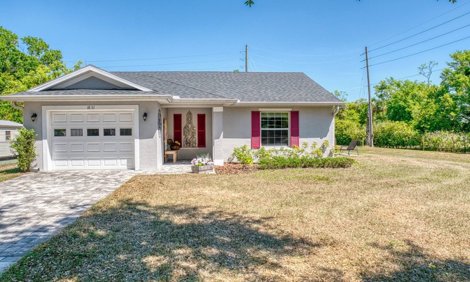 Saint Cloud House | Charming 1-bedroom house in pleasant St. Cloud within close distance to Parks