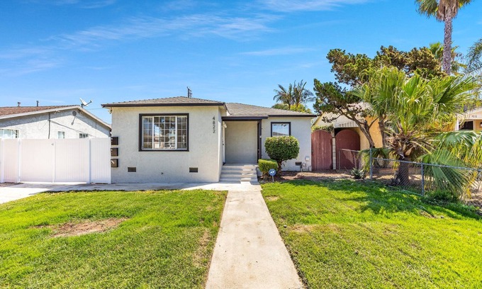 Bixby North Cottage | Charming 1 bedroom in the heart of Bixby Knolls