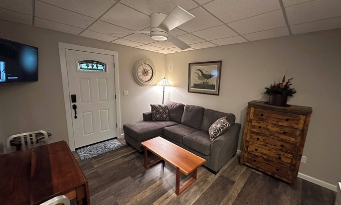 Ellwood City Apartment | Charming 1-bedroom apartment in brilliant Ellwood City with WiFi, AC