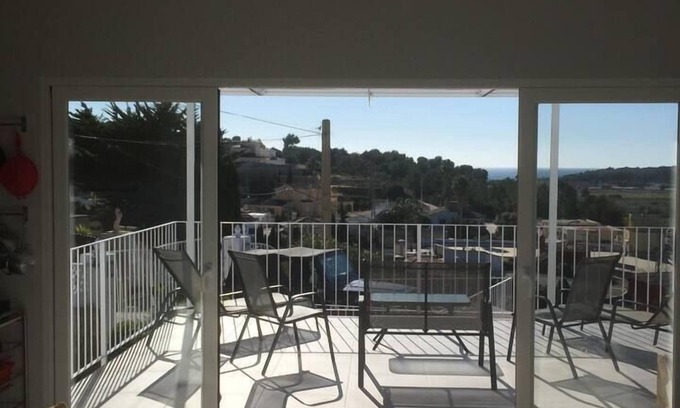 Paichi Apartment | Charming 2-Bed Apartment in Moraira, private pool,