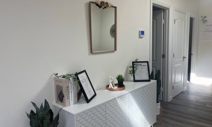 East San Jose Apartment | Charming 2-bedroom apartment in fabulous San Jose with AC, WiFi
