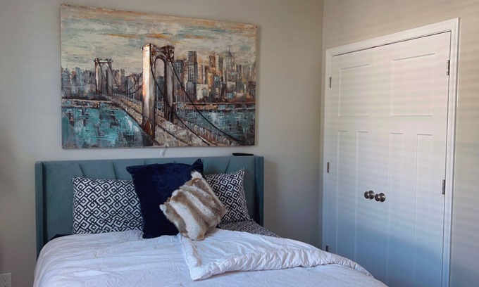 Carrollton Condo | Charming 2-bedroom condo with WiFi, AC in brilliant Carrollton 10 min from beach