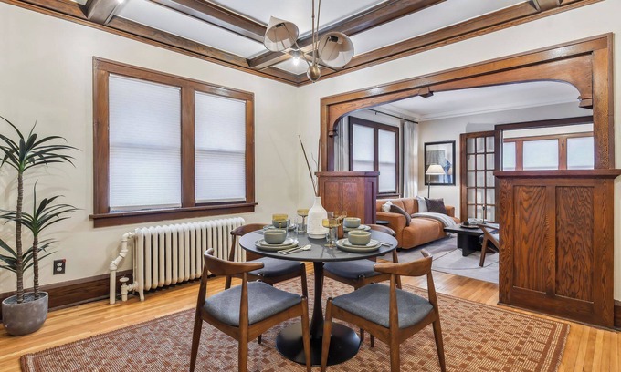 Summit - University Condo | Charming 2-bedroom condo in wonderful Saint Paul with Balcony