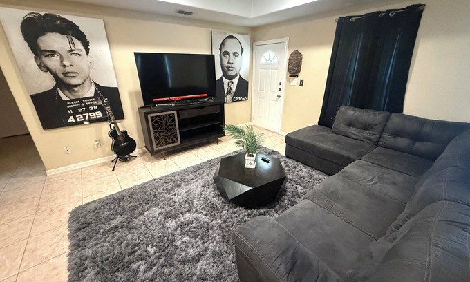 Pharr Condo | Charming 2-bedroom condo in superb Pharr with AC, WiFi