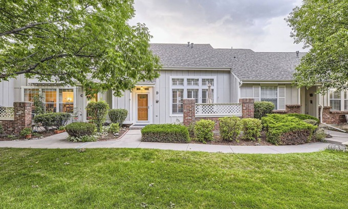 Littleton House | Charming 2-bedroom townhome with WiFi, AC in adorable Littleton