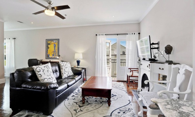 Treme Apartment | Charming 2-bedroom apartment in marvelous New Orleans with AC