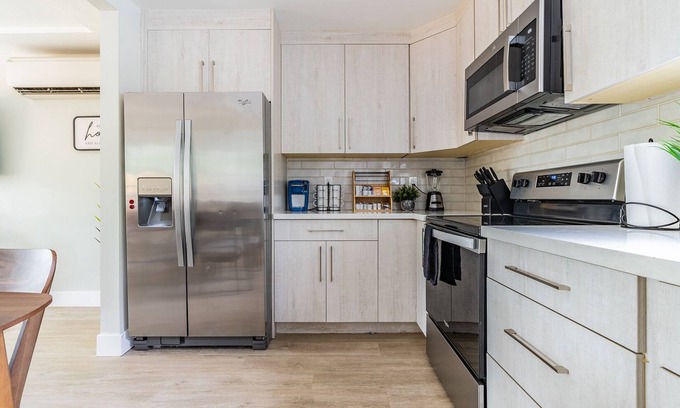 Tukwila House | Charming 2BR /2.5BA Tukwila home
