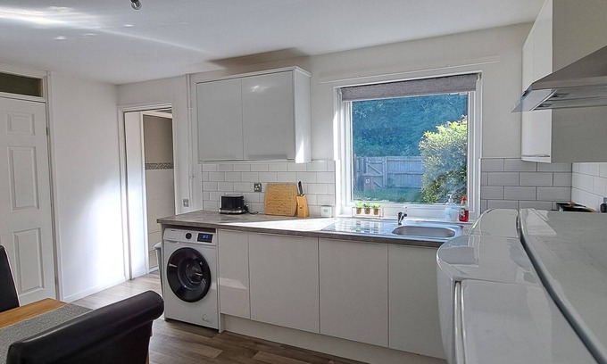 Peterborough House | Charming 3 bed near A1 and central Peterborough
