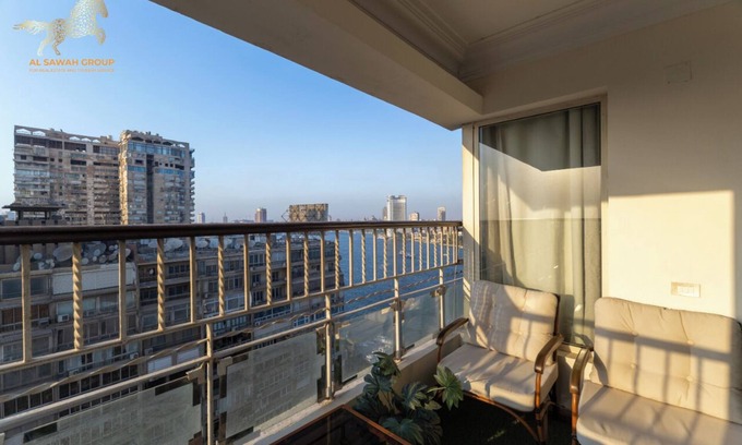 Oula Apartment | Charming 3-bedroom duplex with Nile view ,AC and WiFi in fabulous Giza