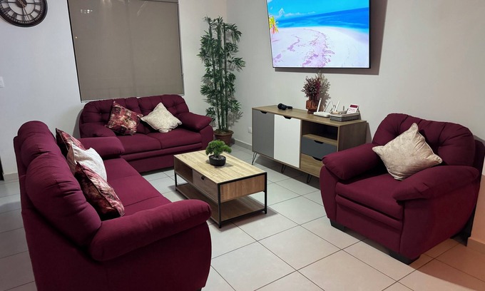 Puerto Barillas House | Charming 3-bedroom house with AC, WiFi in lovely San Miguel