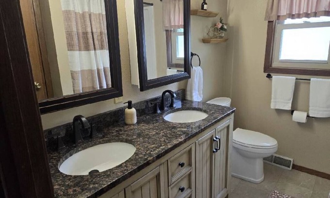 Cassville House | Charming 3-bedroom home in the heart of Cassville!