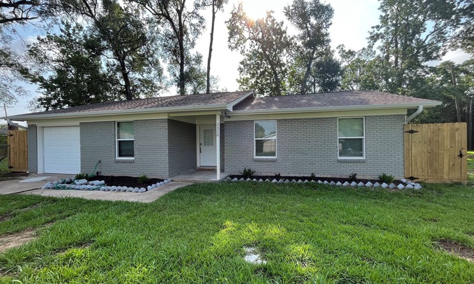 Beaumont House | Charming 3-bedroom house in excellent location