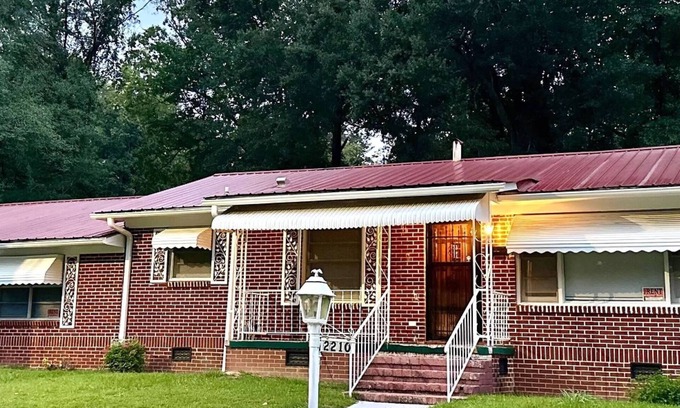Tuskegee House | Charming 3-bedroom, spacious home conveniently located near Tuskegee University