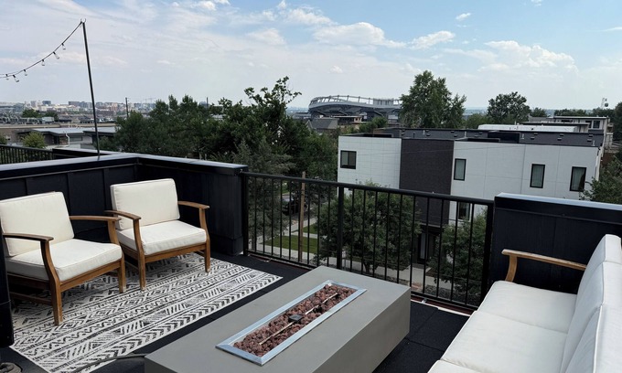 Jefferson Park House | Charming 3-bedroom townhome in lovely Denver - close to Mile High and Downtown!