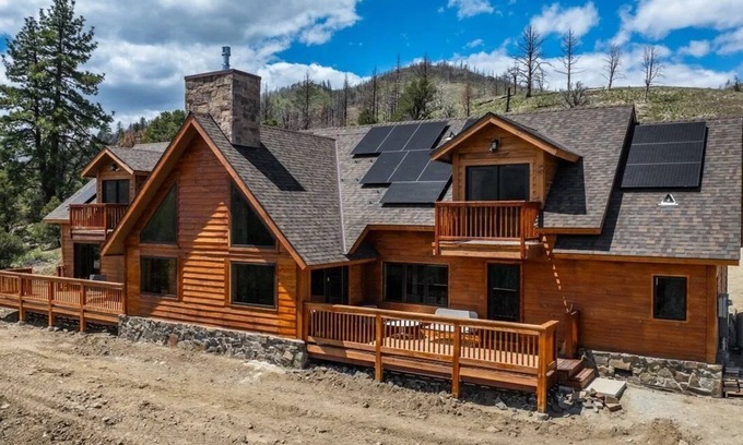 Markleeville Ski Chalet | Charming 3-bedroom large and spacious Mountain Chalet. Family Friendly.