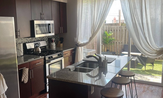 Point Breeze House | Charming 3-bedroom townhome with WiFi in Philadelphia