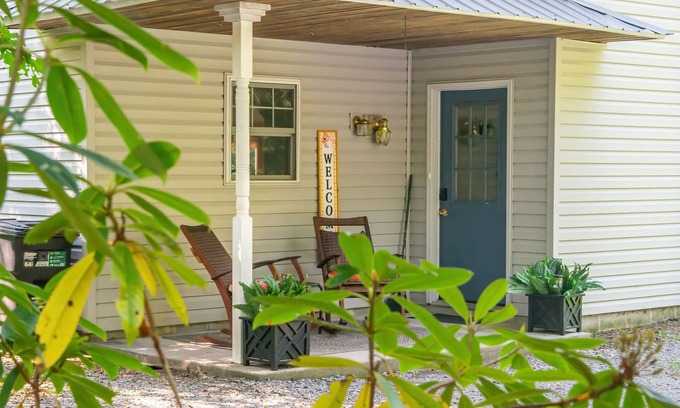 Bodines House | Charming 4-bedroom house with WiFi, AC in brilliant Williamsport