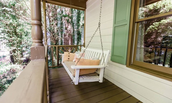 Raleigh House | Charming 4BR ★ Family-Friendly ★ w/Backyard ★