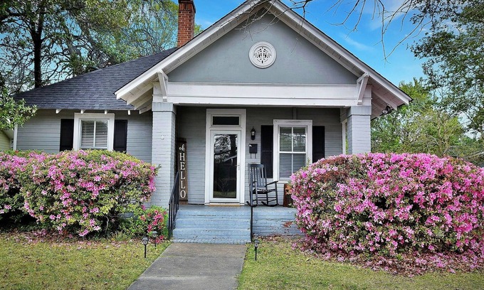 Columbus House | Charming and cozy home by a Historic District