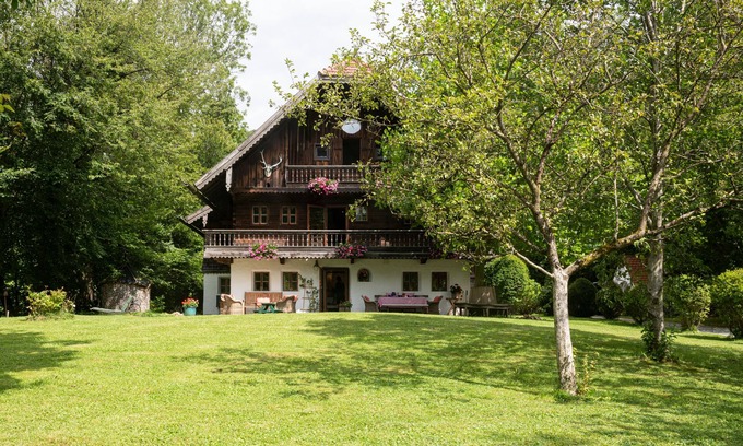 Tiefgraben Other | Charming and Unique Austrian House right by the Irrsee & Mondsee
