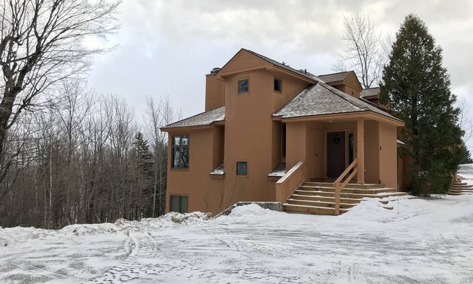 Bromley Mountain House | Charming and Warm Bromley Mountainside Home - Seasonal Rental