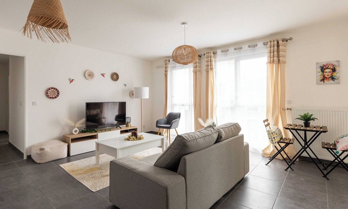 Vassieux - Crepieux Apartment | Charming Apartment 2BR/4P - Near to Lyon