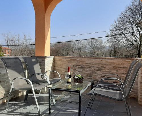 Sveti Anton Apartment | Charming Apartment Angela near Malinska