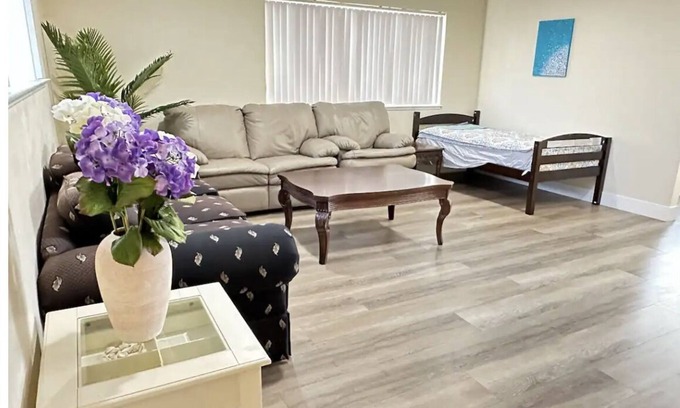 Centerville Apartment | Charming Apartment in Fremont #3