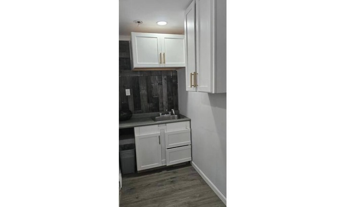 Revere Bed & Breakfast | Charming B&B with AC, WiFi in Phenomenal Revere
