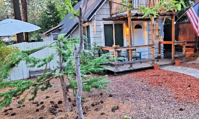 Kings Beach Cabin | Charming Cabin-Easy Access to Skiing-Walk to Beach