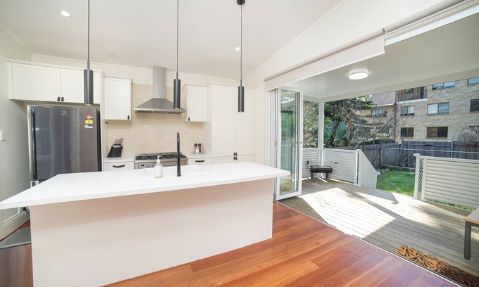 Cammeray Cottage | Charming Cammeray Cottage Close to CBD, Perfect for Family Getaways