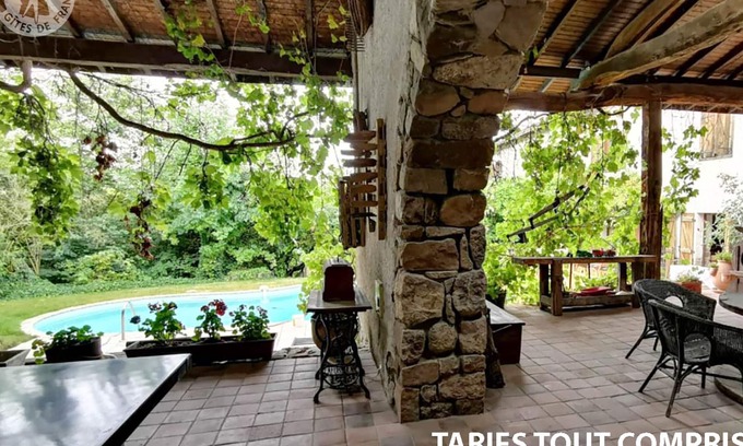 Essertines-en-Donzy Cottage | Charming Country House with Private Pool, Spa, Sauna, and Historic Features