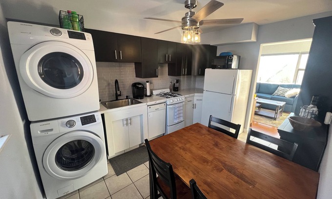 Overland Condo | Charming Condo/Flat in Englewood