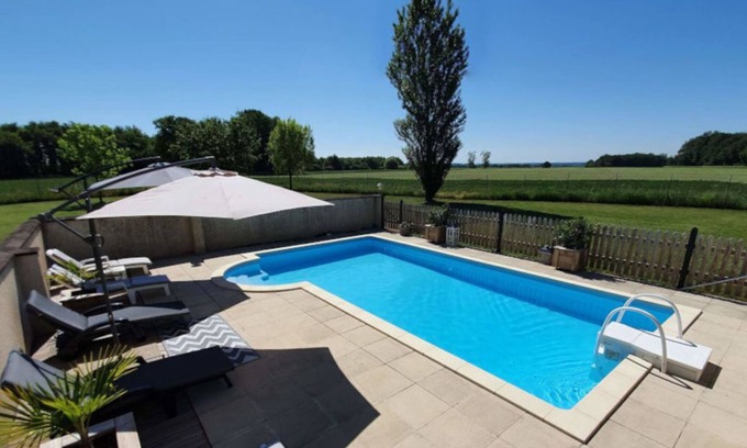 Cinq-Mars-la-Pile House | Charming cottage * surrounded by nature, in the heart of the Loire chateau