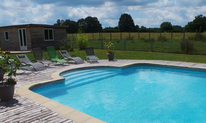 Creuzier-le-Neuf Cottage | Charming Cottage: Private Pool, Fireplace, Garden, Near Vichy, Sleeps 6