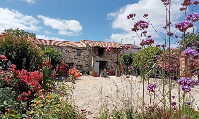Monnieres Cottage | Charming Cottage in Vineyard Village with Bikes, Near Clisson and Puy du Fou