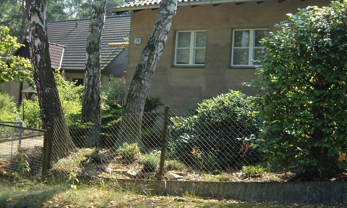 Schonwalde-Glien Cottage | Charming cottage just outside Berlin:Spandau in a quiet forest-development
