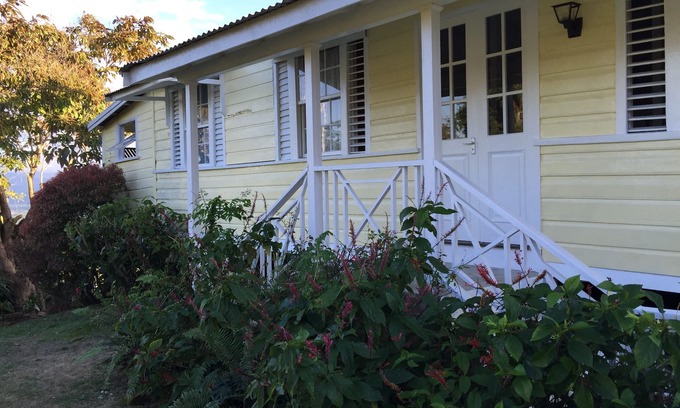 Robins Bay Cottage | Charming Cottage on Beautiful Jamaica Plantation Estate